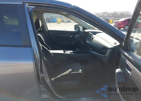 2025 Nissan Rogue Sv Fwd z USA, uszkodzony, nr VIN JN8BT3BA6SW007174